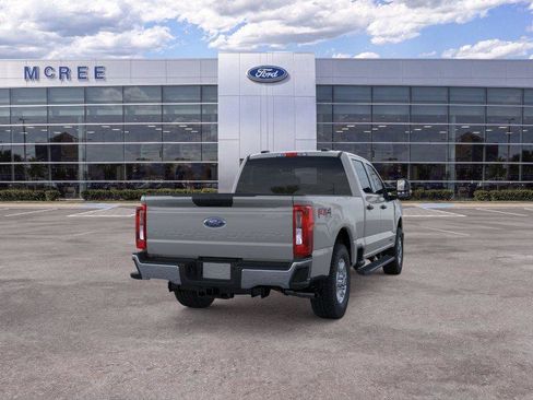 New 2026 Ford F250 XLT w/ FX4 Off-Road Package AWD/4WD image 8