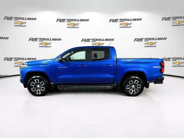 Used 2024 Chevrolet Colorado LT w/ LT Convenience Package III AWD/4WD image 4