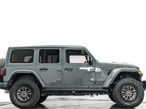 Used 2024 Jeep Wrangler Unlimited Rubicon 392 AWD/4WD image 2