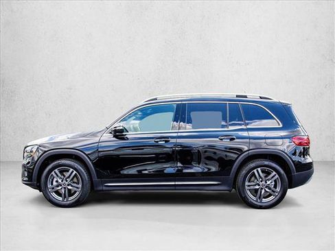 New 2026 Mercedes-Benz GLB 250 4MATIC image 8