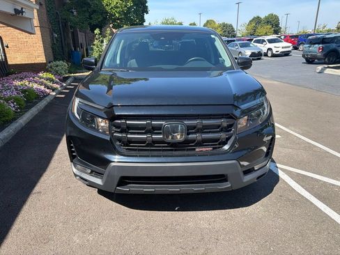 Used 2024 Honda Ridgeline Sport image 3
