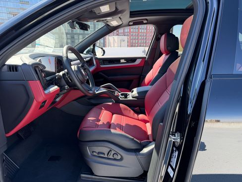 New 2026 Porsche Cayenne AWD/4WD image 22