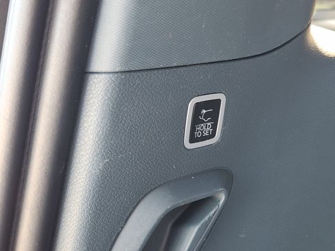 Used 2022 Jeep Grand Wagoneer Series III w/ Flexible Seating Group image 42