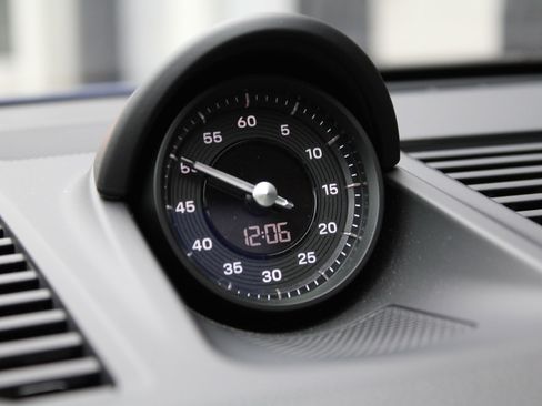 Certified 2024 Porsche 911 Carrera S image 22