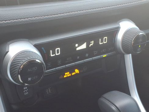 Certified 2024 Toyota RAV4 XLE image 18