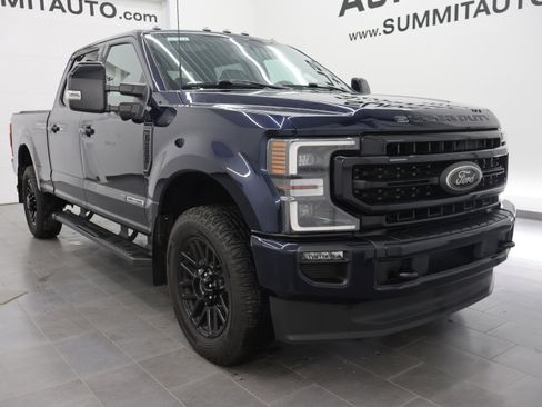 Used 2022 Ford F350 Lariat w/ Black Appearance Package AWD/4WD image 2