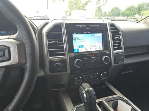 Used 2016 Ford F150 Lariat RWD image 16