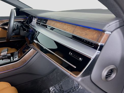 Used 2025 Audi A8 L 3.0T w/ Executive Package image 32