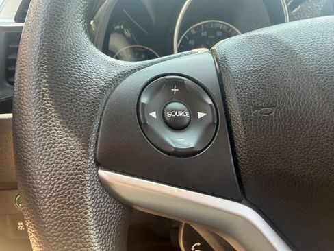 Used 2017 Honda Fit LX image 34