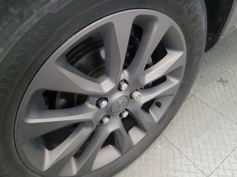 Used 2017 Jeep Grand Cherokee Limited 75th Anniversary image 31