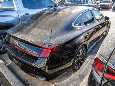 Used 2021 Hyundai Sonata Limited w/ Cargo Package image 9