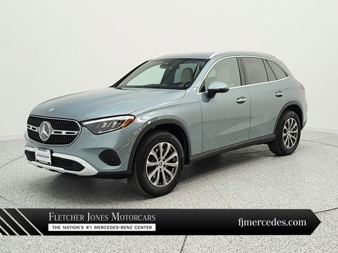 Certified 2026 Mercedes-Benz GLC 300 image 1
