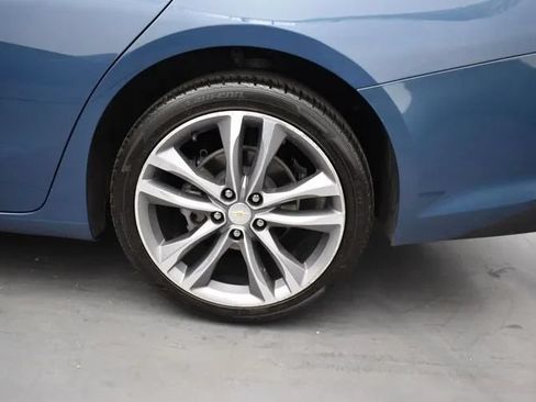 Used 2024 Chevrolet Malibu LT FWD image 35