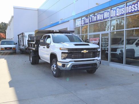 New 2025 Chevrolet Silverado 3500 W/T w/ WT Convenience Package image 2