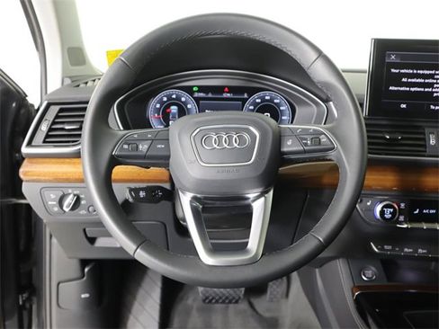 Certified 2023 Audi Q5 2.0T Premium Plus image 21