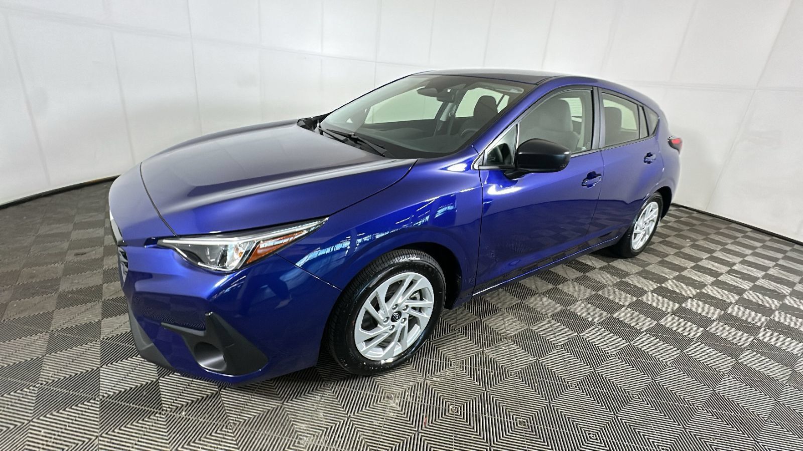 Used 2025 Subaru Impreza 2.0i AWD/4WD image 8