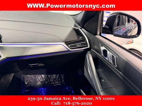 Used 2023 BMW X6 xDrive40i w/ M Sport Package image 28