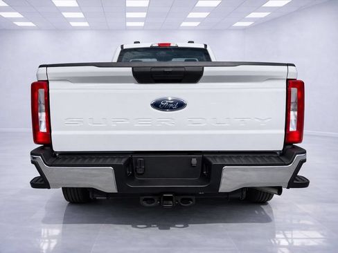 Used 2023 Ford F350 XL w/ XL Chrome Package RWD image 8