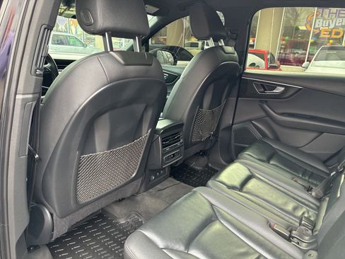 Used 2021 Audi Q7 3.0T Premium Plus w/ Premium Plus Package image 12