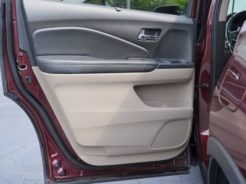 Used 2019 Honda Pilot EX-L image 19