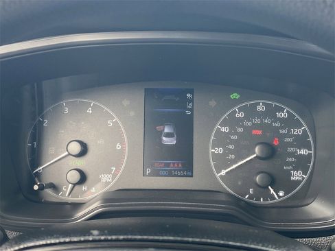 Certified 2025 Toyota Corolla LE image 32