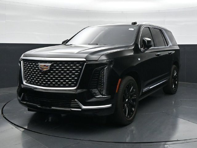 Used 2025 Cadillac Escalade Premium Luxury w/ Touring Package AWD/4WD image 5