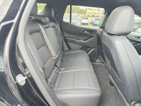 Used 2025 Chevrolet Equinox LT w/ Convenience Package II FWD image 11