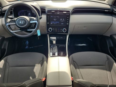 Used 2022 Hyundai Tucson SE w/ Cargo Package image 8