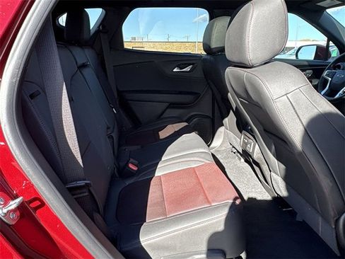 Used 2025 Chevrolet Blazer RS image 27