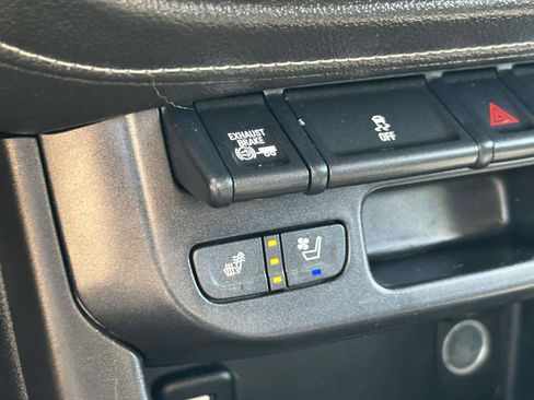 Used 2018 GMC Canyon Denali image 24