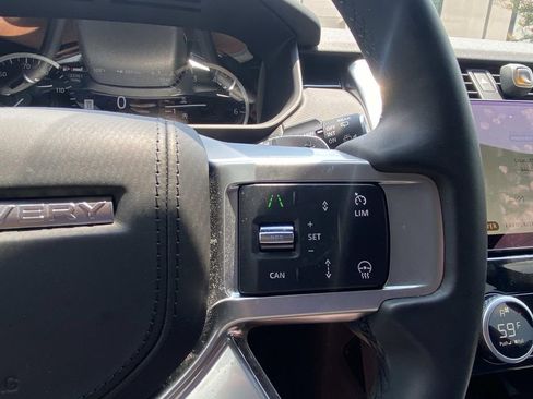 Used 2023 Land Rover Discovery S R-Dynamic image 20