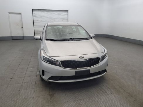 Used 2018 Kia Forte LX image 14