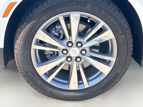 Used 2025 Cadillac XT5 Premium Luxury w/ LPO, Floor Liner Package FWD image 33