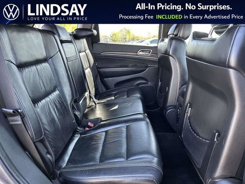 Used 2015 Jeep Grand Cherokee Limited image 11