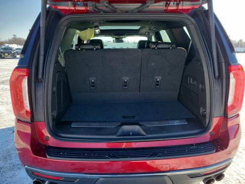 Used 2023 GMC Yukon AT4 w/ AT4 Premium Plus Package image 18