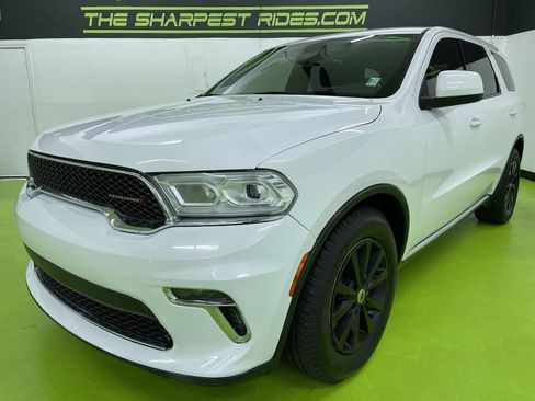 Used 2021 Dodge Durango SXT w/ 3rd Row Seating Group RWD image 5