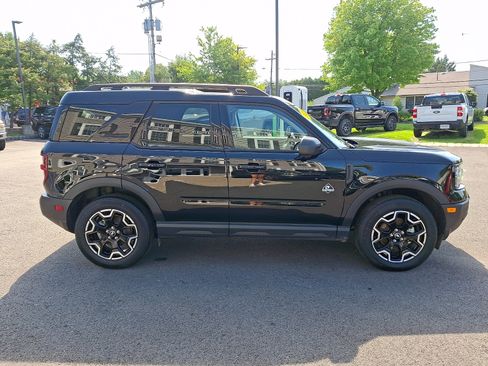Used 2025 Ford Bronco Sport Outer Banks w/ Outer Banks Tech Package+ AWD/4WD image 4