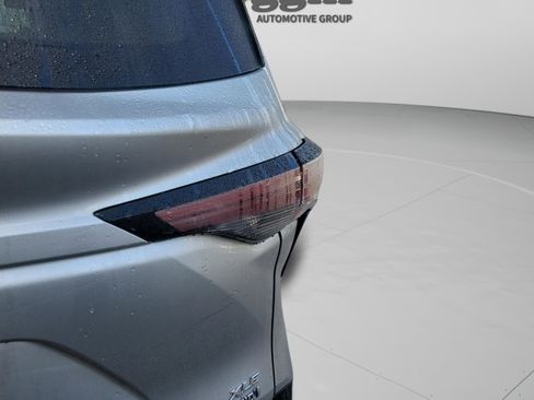 Certified 2024 Toyota Sienna XLE image 20