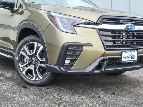 Used 2026 Subaru Ascent Limited AWD/4WD image 2