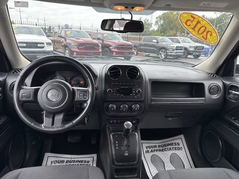 Used 2015 Jeep Patriot Latitude image 13