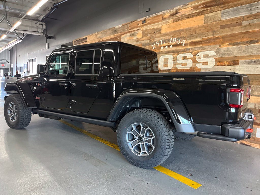 New 2027 Jeep Gladiator Mojave AWD/4WD image 21