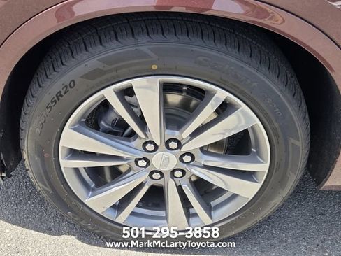 Used 2022 Cadillac XT6 Premium Luxury FWD image 17