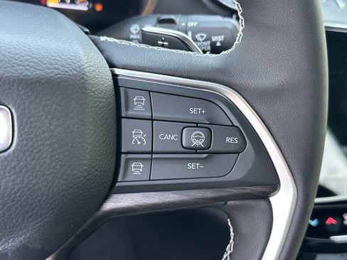 New 2026 Jeep Grand Cherokee L Limited AWD/4WD image 8