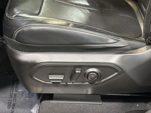 Used 2022 Jeep Grand Cherokee Overland AWD/4WD image 19