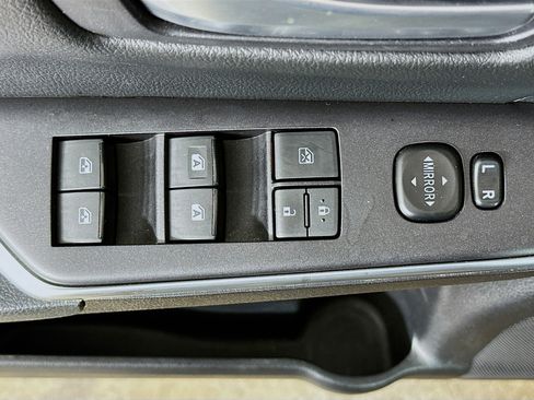 Used 2015 Toyota Camry SE image 15