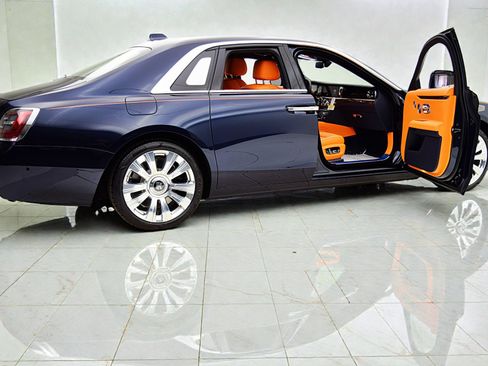 Used 2023 Rolls-Royce Ghost image 15