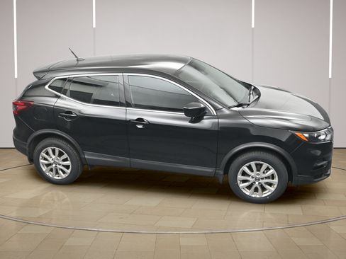 Certified 2021 Nissan Rogue Sport S FWD image 31