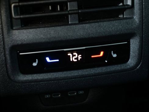 Used 2022 Volkswagen GTI Autobahn image 34