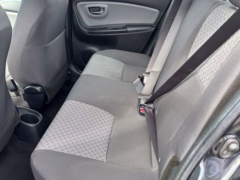 Used 2015 Toyota Yaris LE image 38