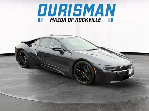 Used 2019 BMW i8 Coupe image 1